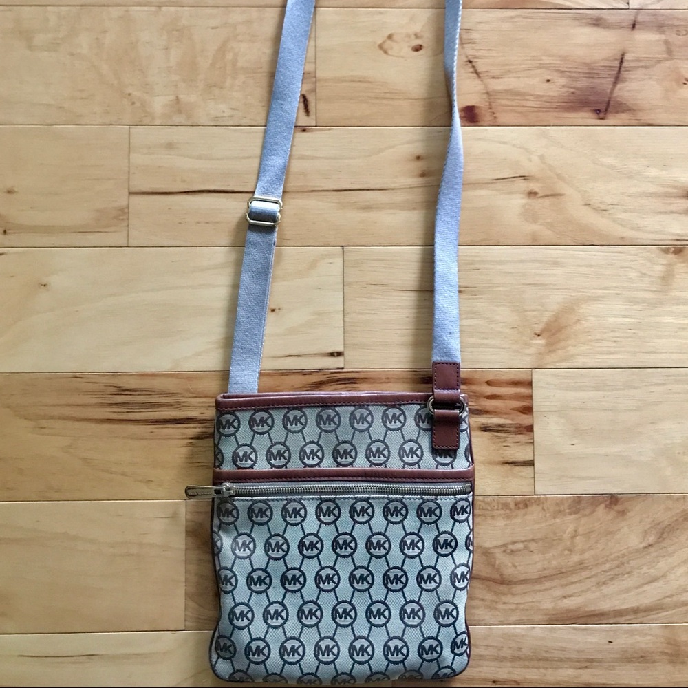 Michael Kors Crossbody Bag